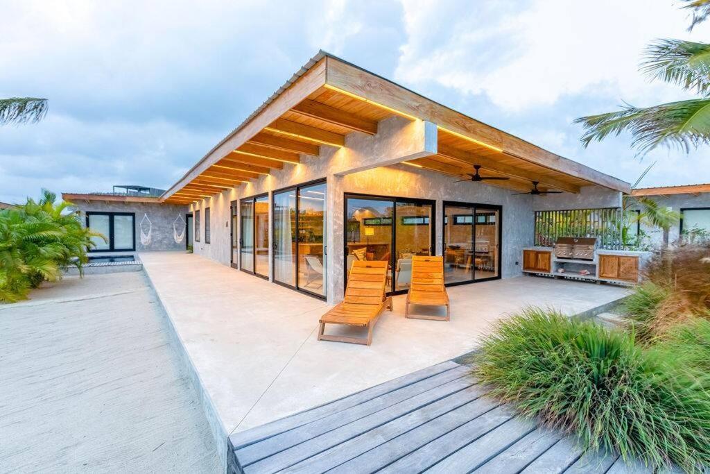 Villa Seabird Luxury Dwellings Placencia Exterior foto